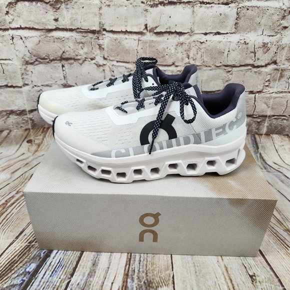 On Running Other - On Cloudmonster Sneaker Exclusive in Undyed-white & White Men Size 8